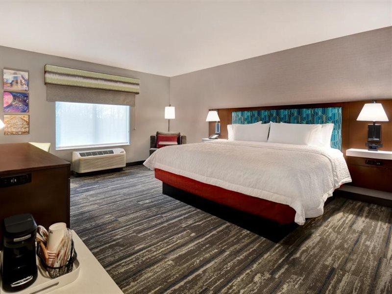 Hampton Hotel